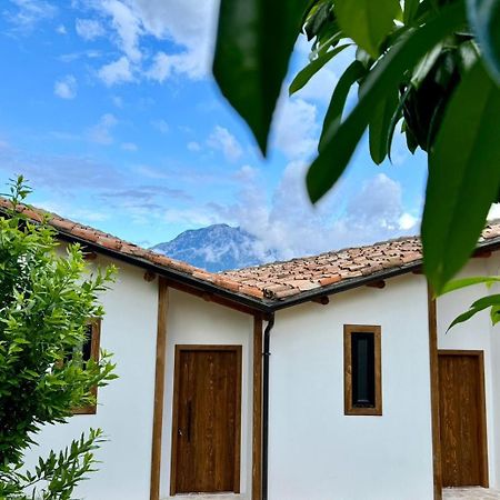 Alpeta Agrotourism & Winery - Roshnik , Berat Hotel Exterior foto